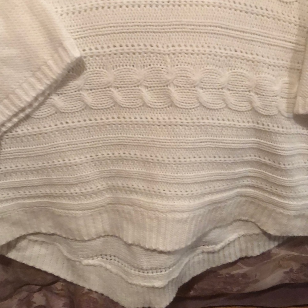Sweater - Picture 3 of 4
